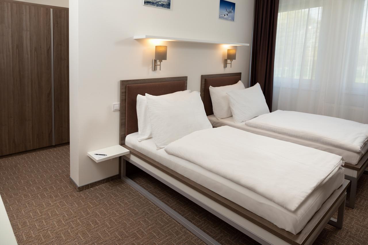 Skyhotel Prague Ngoại thất bức ảnh